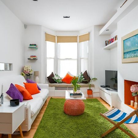 Captivating Apartment In Shepherds Bush Лондон Екстериор снимка
