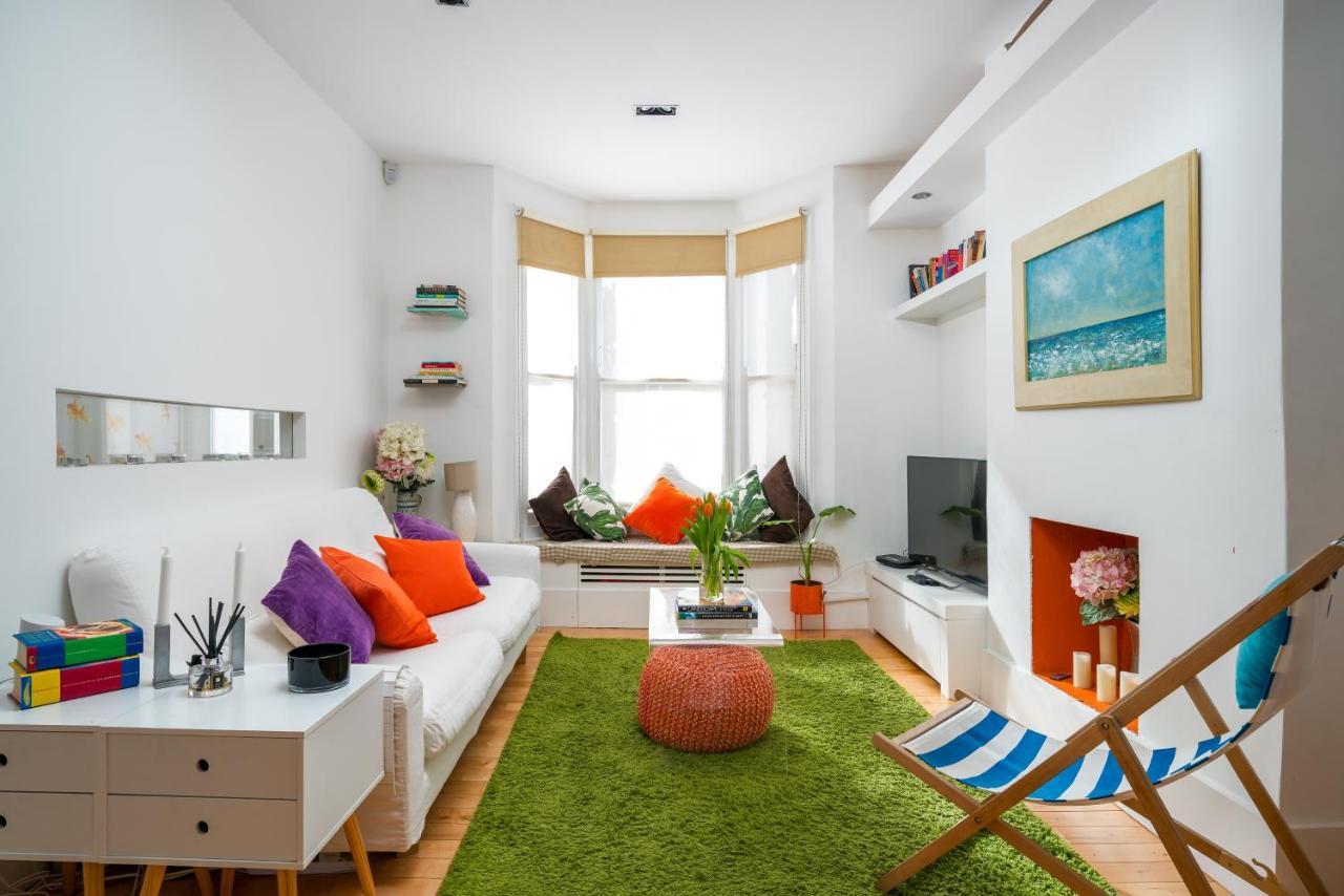 Captivating Apartment In Shepherds Bush Лондон Екстериор снимка